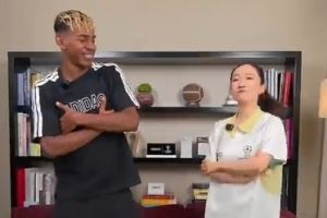 打几分？亚马尔参加活动，跳起了《大展鸿图》舞