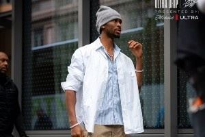 【今日NBA球员穿搭】尼克斯全员Kith SGA难得日常 东子西装配白鞋